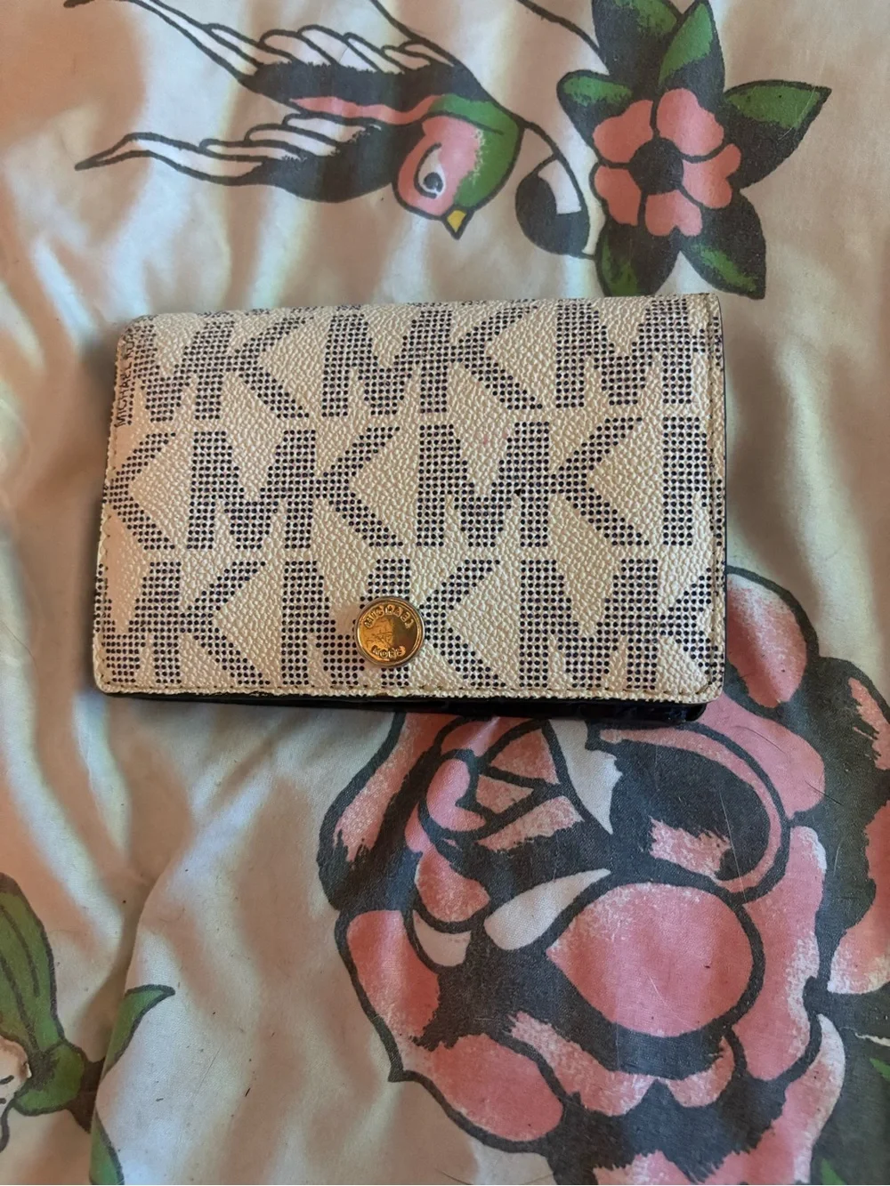 Michael Kors 3 pieces Lot Leather Tote with Blush Crossbody and MK Logo Wallet